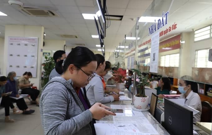 Người dân TP HCM thực hiện thủ tục hành chính không phụ thuộc nơi ở thế nào?