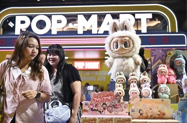 Labubu "càn quét" thế giới, Pop Mart báo lãi tăng 400%