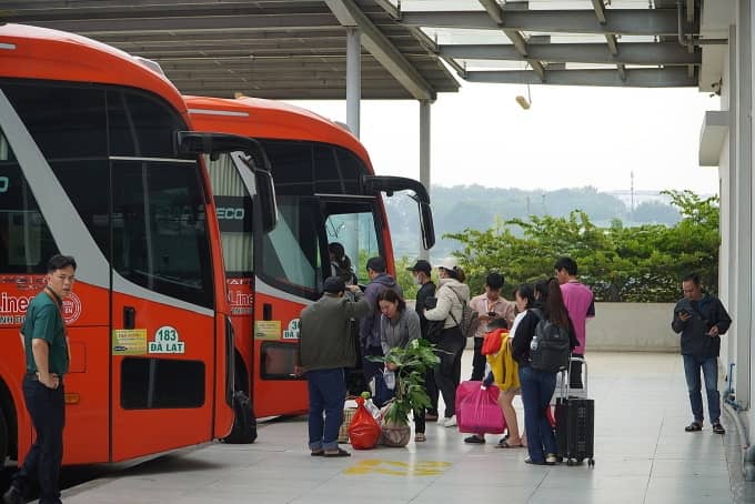 Giá vé xe khách tăng 40% dịp lễ Quốc khánh