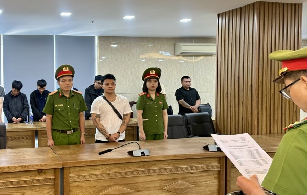 Khởi tố thêm 3 nhân viên ngân hàng và 17 bị can khác trong đường dây rửa tiền 30.000 tỷ đồng