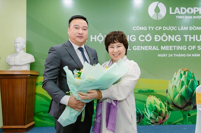 Chủ tịch Ladophar muốn thoái gần hết vốn khi cổ phiếu liên tiếp tăng trần