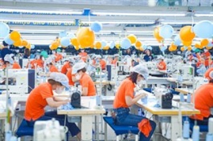 Tăng mạnh tuyển dụng, ngành dệt may thoát cảnh cắt giảm lao động