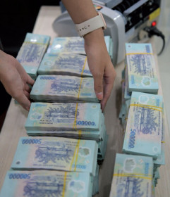 Luật Bảo hiểm tiền gửi sửa đổi: thêm vai trò ‘giải cứu’ ngân hàng yếu kém