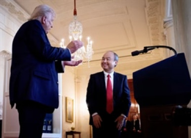 Cách tỷ phú Masayoshi Son được lòng ông Trump