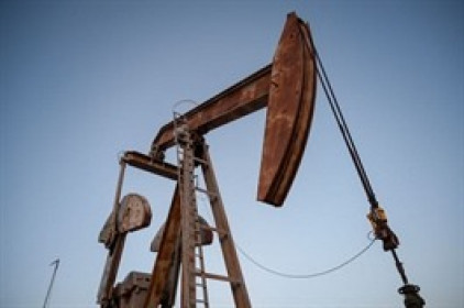 Dầu tăng gần 1%