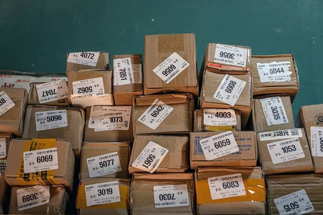 Cơn hoảng loạn của ngành bán lẻ khi Mỹ chấm dứt miễn trừ 'de minimis'