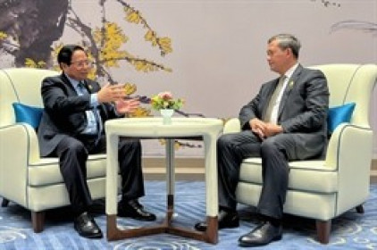 Thủ tướng: Đưa kim ngạch thương mại Việt Nam – Campuchia đạt 20 tỷ USD