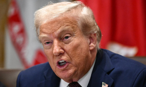 Ông Trump giục Tòa án Tối cao sớm ra phán quyết về thuế quan