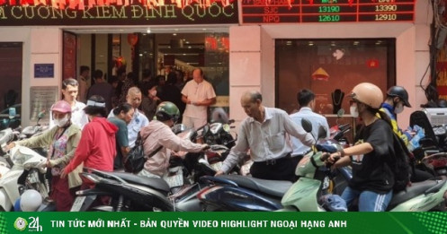 Quý kim tăng giá “điên cuồng”, có 1 tỷ đồng mua vàng hay bạc lãi nhiều hơn?