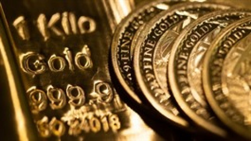 Vàng thế giới giảm nhẹ sau khi phá kỷ lục