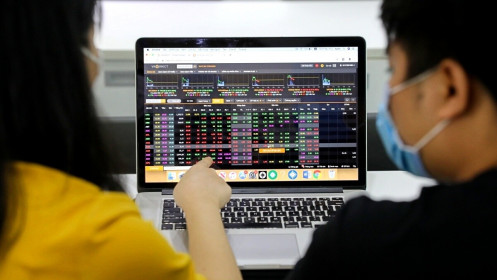 IPO chứng khoán: đòn bẩy mới của các ngân hàng