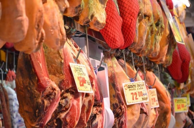 Trung Quốc áp thuế đến 60% thịt heo châu Âu