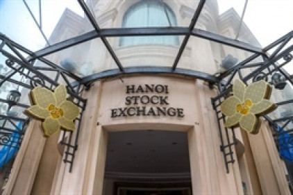 Thanh khoản thị trường cổ phiếu HNX tăng 20% trong tháng 8