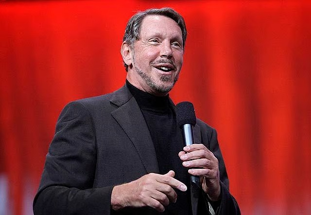 Tỷ phú Larry Ellison của Oracle đã cưỡi “sóng thần” AI như thế nào
