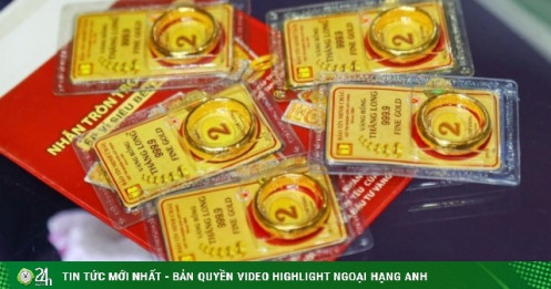 Giá vàng tăng cao chót vót, một người mất trắng 390 triệu đồng vì cả tin