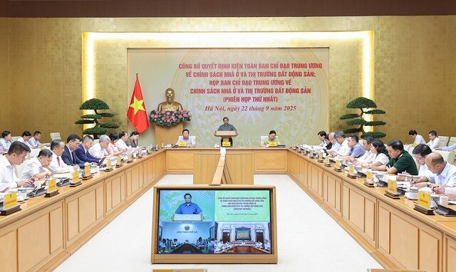 Thủ tướng: Cần có giải pháp tạo đột phá trong chính sách nhà ở và thị trường bất động sản