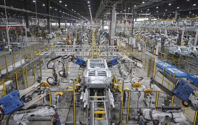 Vingroup rót 21.4 ngàn tỷ đồng để xây dựng nhà máy cung cấp phụ tùng xe điện