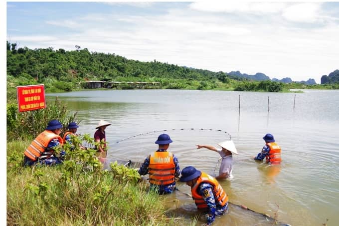 Hưng Yên, Quảng Ninh cấm biển