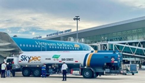 Vietnam Airlines sắp bán 49% vốn tại công ty nhiên liệu hàng không Skypec