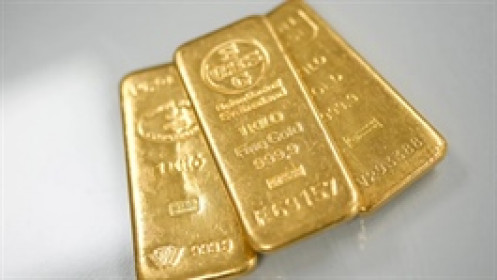 Vàng thế giới lần đầu vượt mốc 3,800 USD/oz