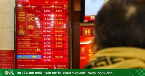 Giá vàng tăng cao chót vót, nhiều người băn khoăn trước khi quyết định việc này