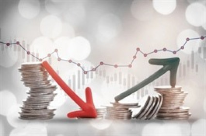 Thanh khoản tiếp tục suy yếu, dòng tiền phân hóa ở nhóm bất động sản