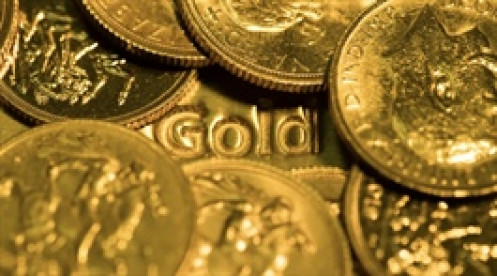 Vàng thế giới xuyên thủng mốc 3,900 USD