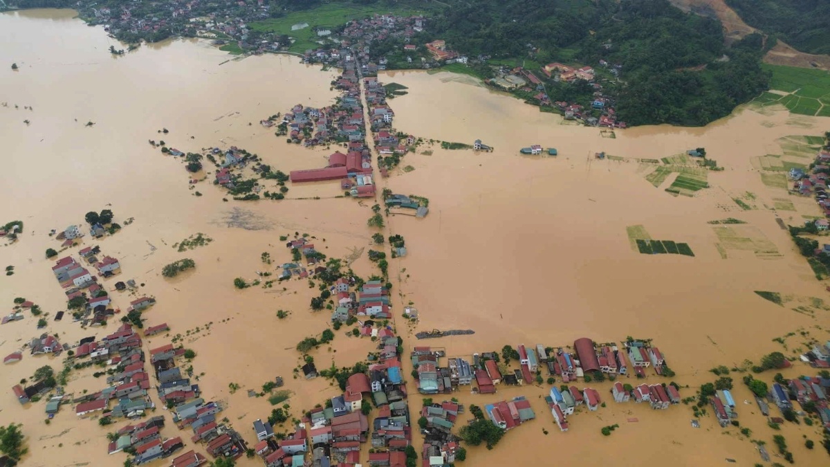 Lũ các sông miền Bắc lên nhanh
