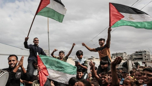 Lệnh ngừng bắn ở Dải Gaza chính thức có hiệu lực