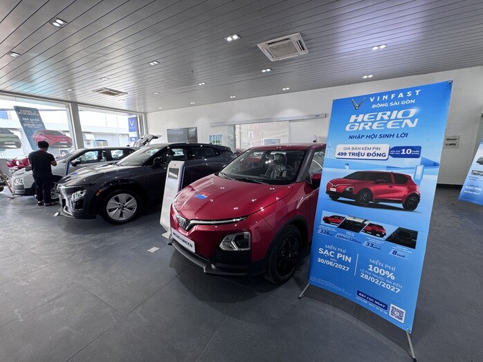 VinFast tiêu thụ 100.000 ô tô trong 3 quý đầu năm