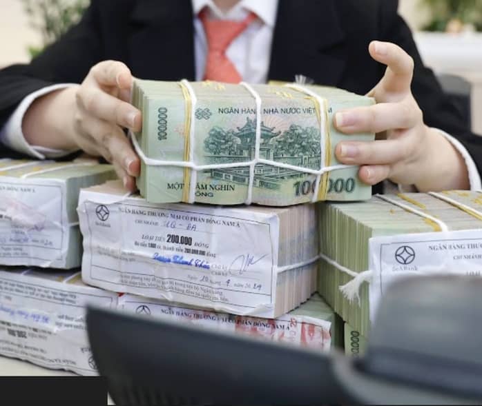 Có 500 triệu đồng, gửi tiết kiệm ngân hàng nào 6 tháng, lấy lãi 12 triệu đồng?