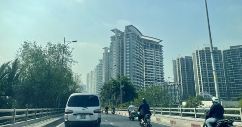 Chuyên gia bất động sản gợi ý giải pháp giảm giá nhà tại TP HCM