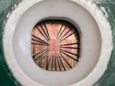 Hà Lan giành quyền kiểm soát “gã khổng lồ” chip Nexperia Trung Quốc