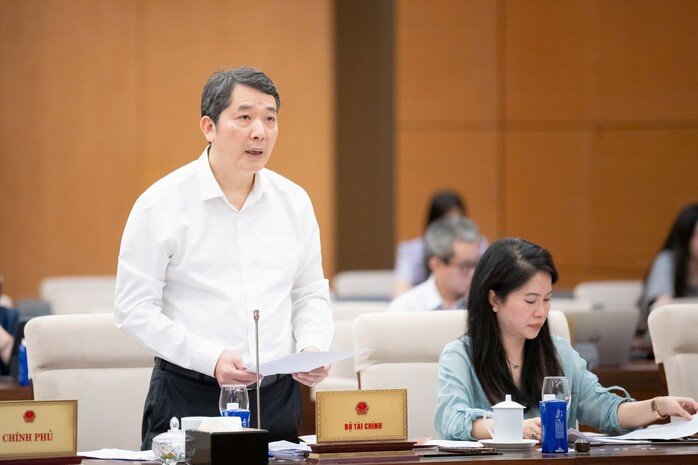 Thuế thu nhập cá nhân: Đề xuất nâng mức giảm trừ gia cảnh lên 15,5 triệu đồng/tháng