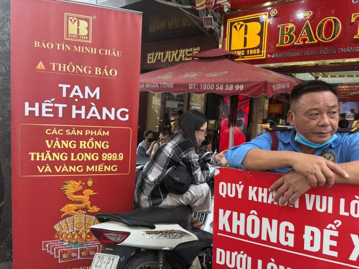 Vàng nhẫn 'cháy khét', giá tăng hơn 150 triệu đồng/lượng