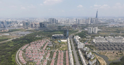 Khu Đông TPHCM hơn 1 tỷ đồng/m2 nhà liền thổ