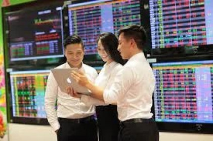 Chứng khoán xuất hiện thương vụ 'khủng'