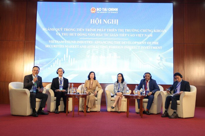 Cần thêm sản phẩm cho thị trường chứng khoán