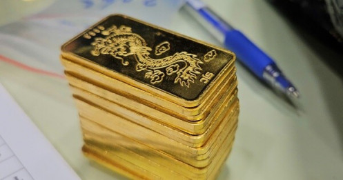 Giá vàng miếng SJC trên thị trường tự do giảm tới 11 triệu đồng mỗi lượng