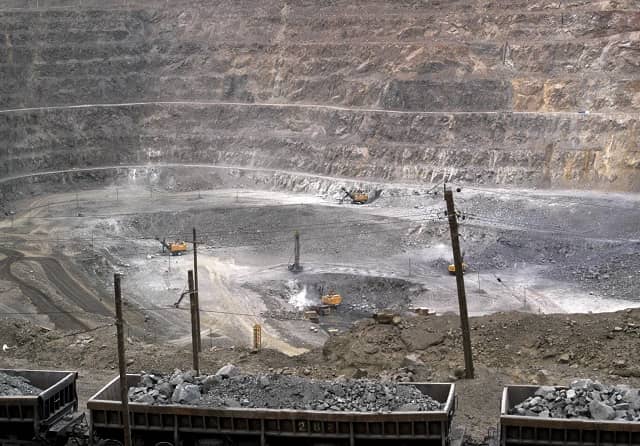 Xuất khẩu nam châm đất hiếm từ Trung Quốc sang Mỹ sụt giảm mạnh