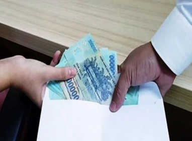 Cựu Kiểm sát viên thay đổi lời khai, thừa nhận cầm 2 tỷ đồng giúp 6 người hưởng án treo