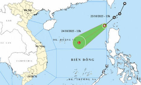 Áp thấp nhiệt đới vào Biển Đông