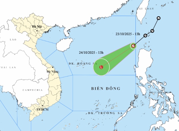 Áp thấp nhiệt đới vào Biển Đông