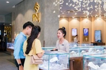 PNJ thu hơn 25 ngàn tỷ trong 9 tháng, lợi nhuận vẫn tăng giữa lúc sức mua yếu