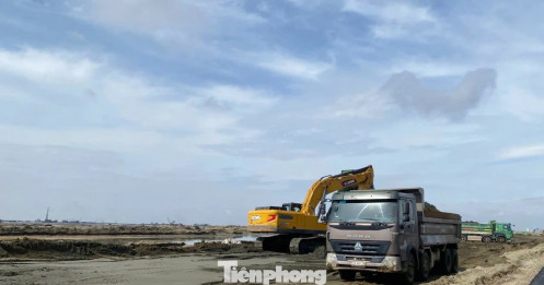 Công nghệ nào xử lý nền đất tại dự án lấn biển Cần Giờ thi công 'thần tốc'?