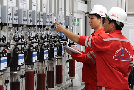 Hàng loạt công ty điện báo lãi lớn