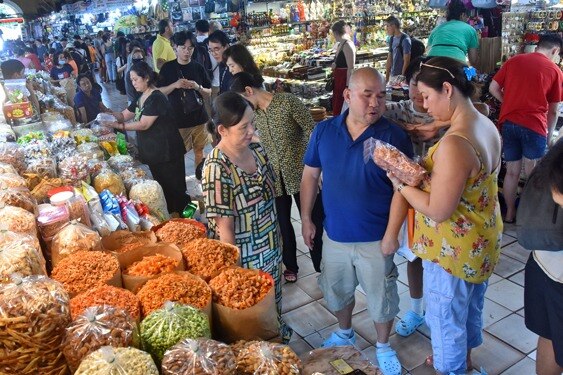 Hộ kinh doanh chuyển từ nộp thuế khoán sang kê khai, có lợi gì?