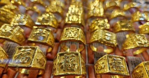 Chiều nay, 28-10, giá vàng miếng SJC và vàng nhẫn "giảm không phanh"