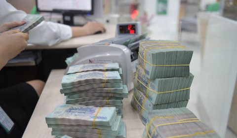 Doanh nghiệp gửi 'núi tiền' ở ngân hàng bất chấp lãi suất thấp