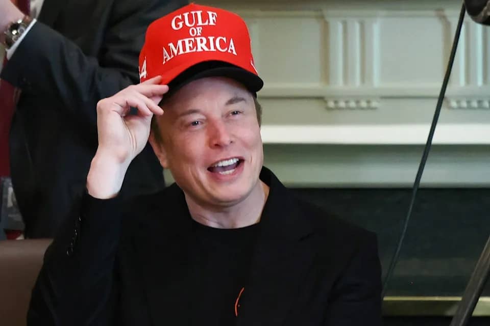 Tesla cảnh báo có thể mất Elon Musk nếu cổ đông không thông qua gói lương 1.000 tỷ USD